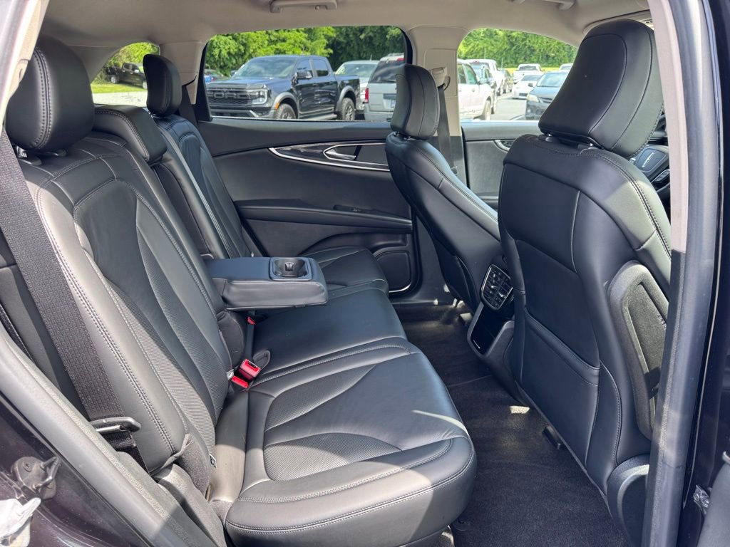Used 2021 Lincoln Nautilus AWD w/ Equipment Group 101A image 29