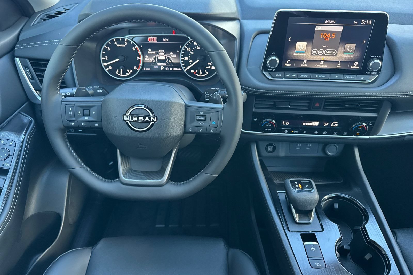 New 2026 Nissan Rogue Dark Armor AWD/4WD image 17