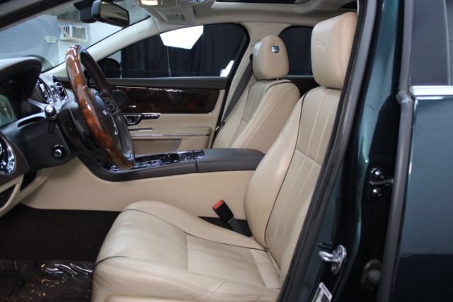 Used 2015 Jaguar XJ L Portfolio RWD image 12