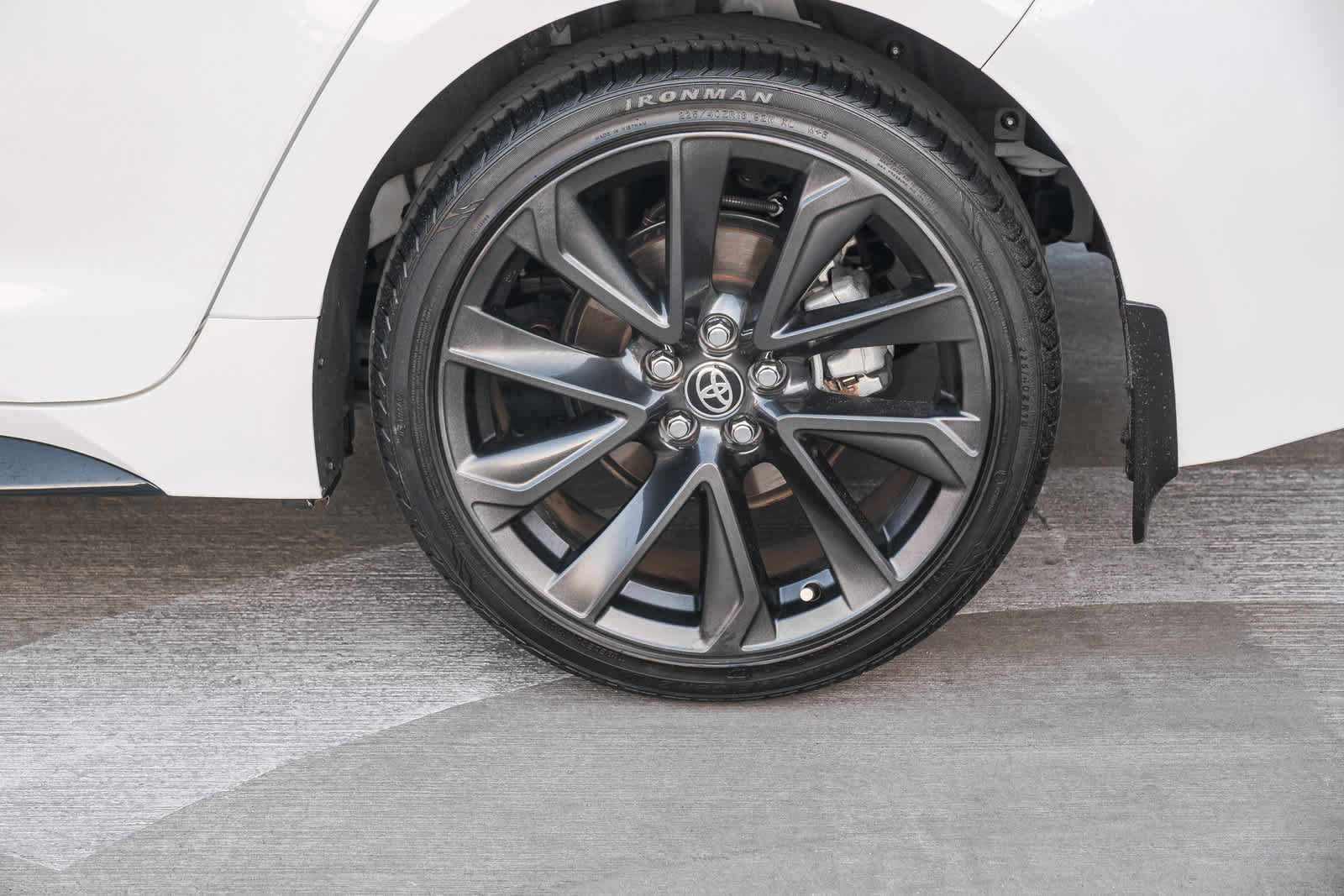 Certified 2024 Toyota Corolla SE w/ SE Package FWD image 9