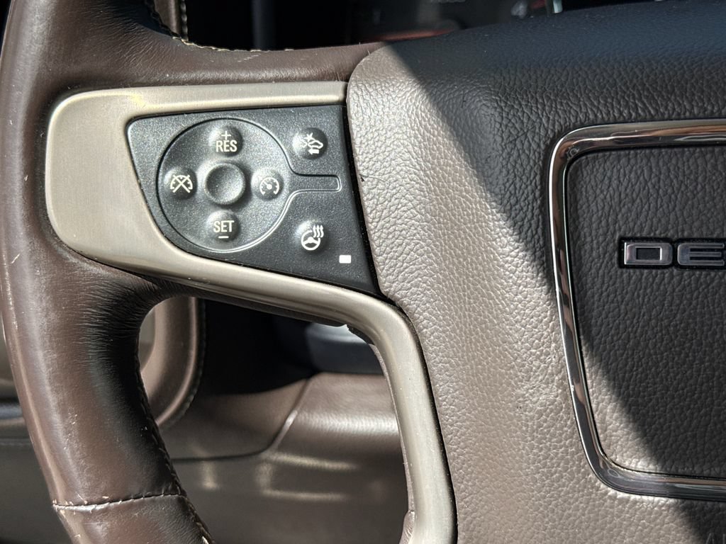 Used 2015 GMC Sierra 2500 Denali w/ Duramax Plus Package AWD/4WD image 18