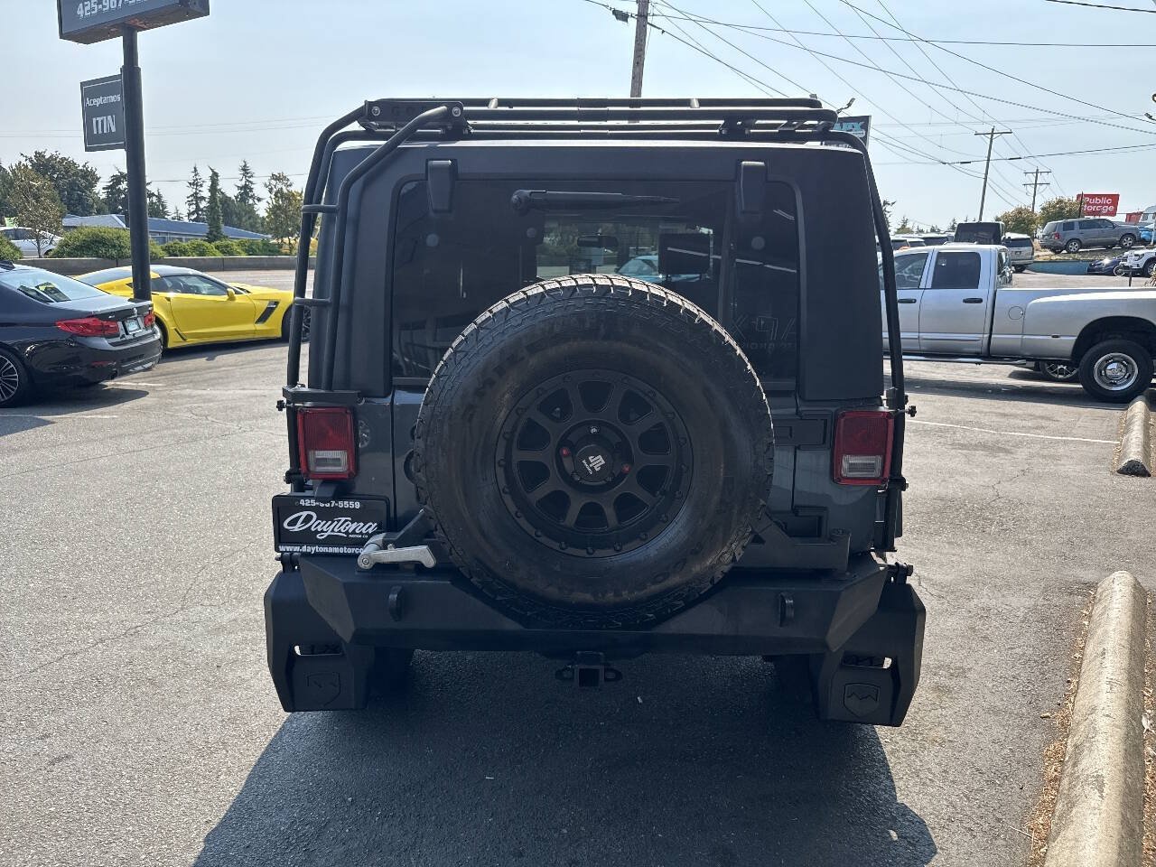 Used 2008 Jeep Wrangler Unlimited Sahara AWD/4WD image 5