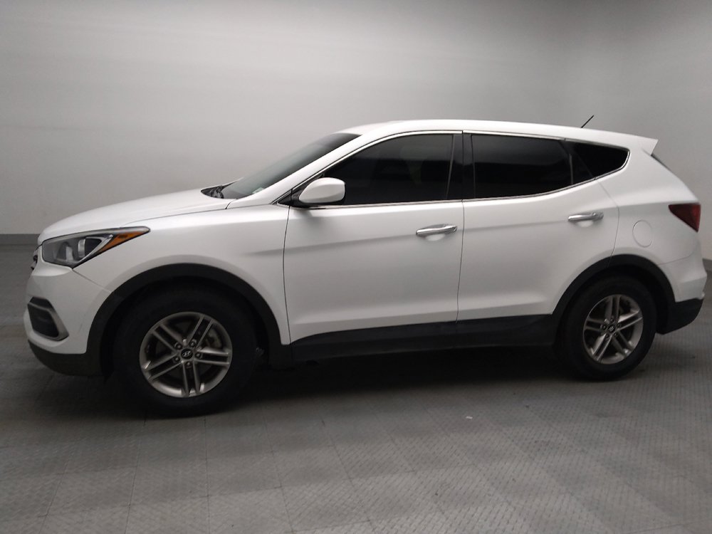 Used 2018 Hyundai Santa Fe Sport FWD image 2