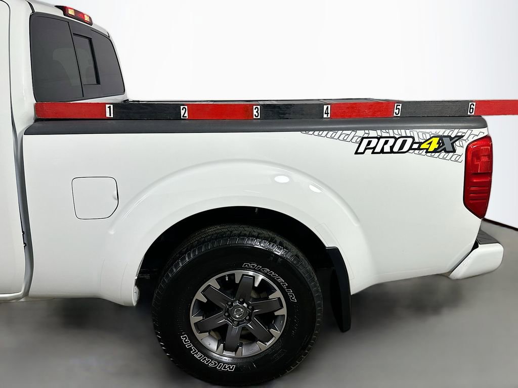 Used 2017 Nissan Frontier PRO-4X w/ Pro-4x Graphics Package AWD/4WD image 35