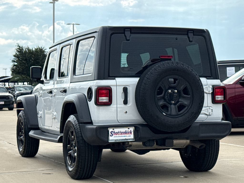Used 2024 Jeep Wrangler Unlimited Sport AWD/4WD image 7