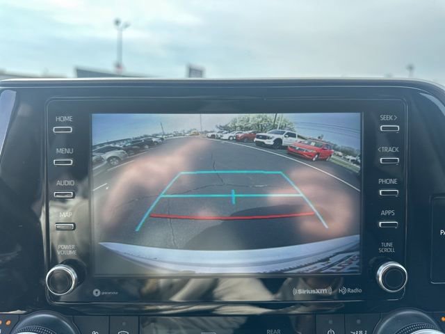 Used 2021 Toyota Highlander XLE image 20