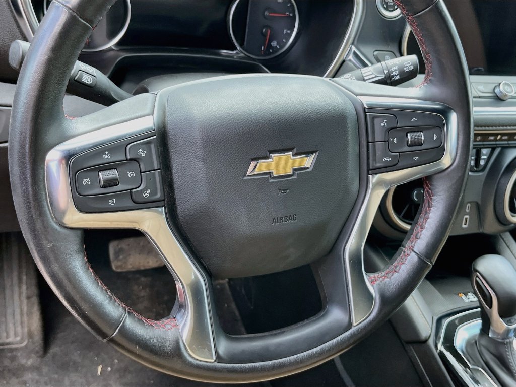 Used 2025 Chevrolet Blazer Premier w/ Driver Confidence II Package AWD/4WD image 11