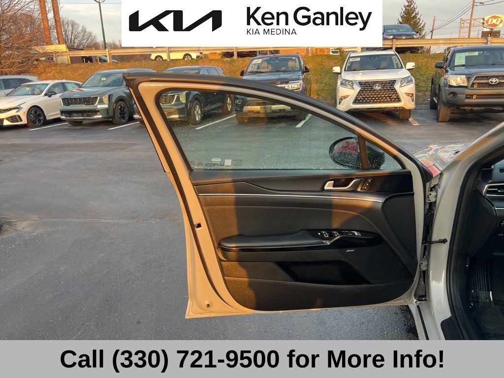 Certified 2023 Kia K5 GT w/ GT1 Package image 26