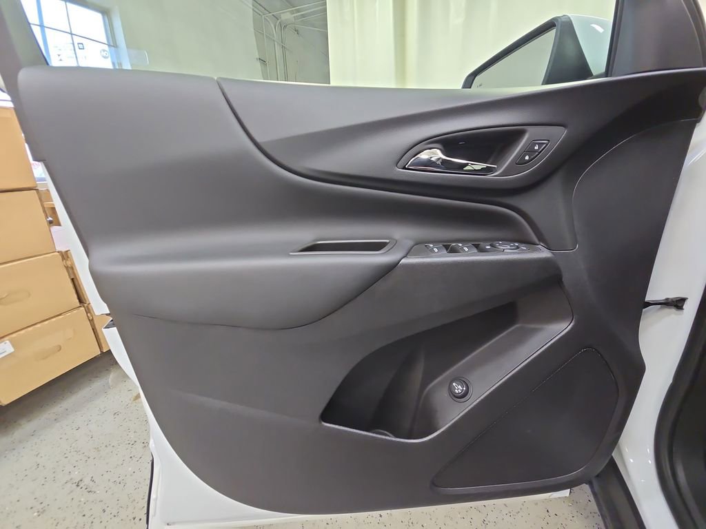 Certified 2024 Chevrolet Equinox LT image 31