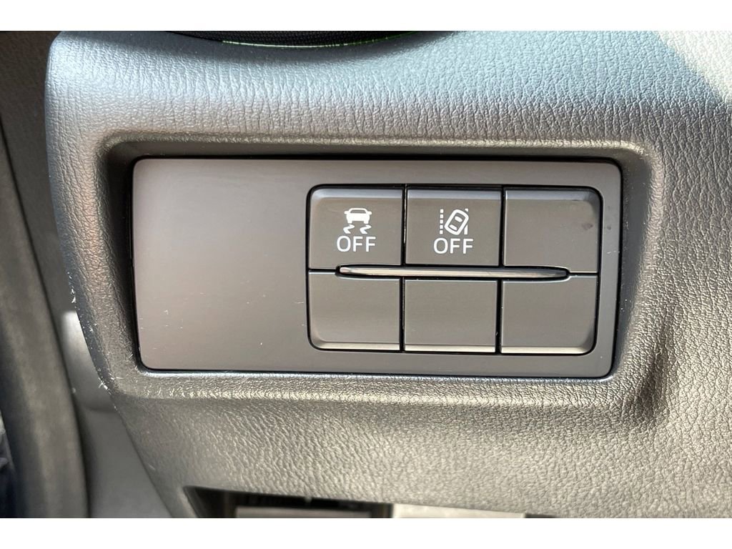 Used 2020 MAZDA MX-5 Miata RF Club RWD image 39