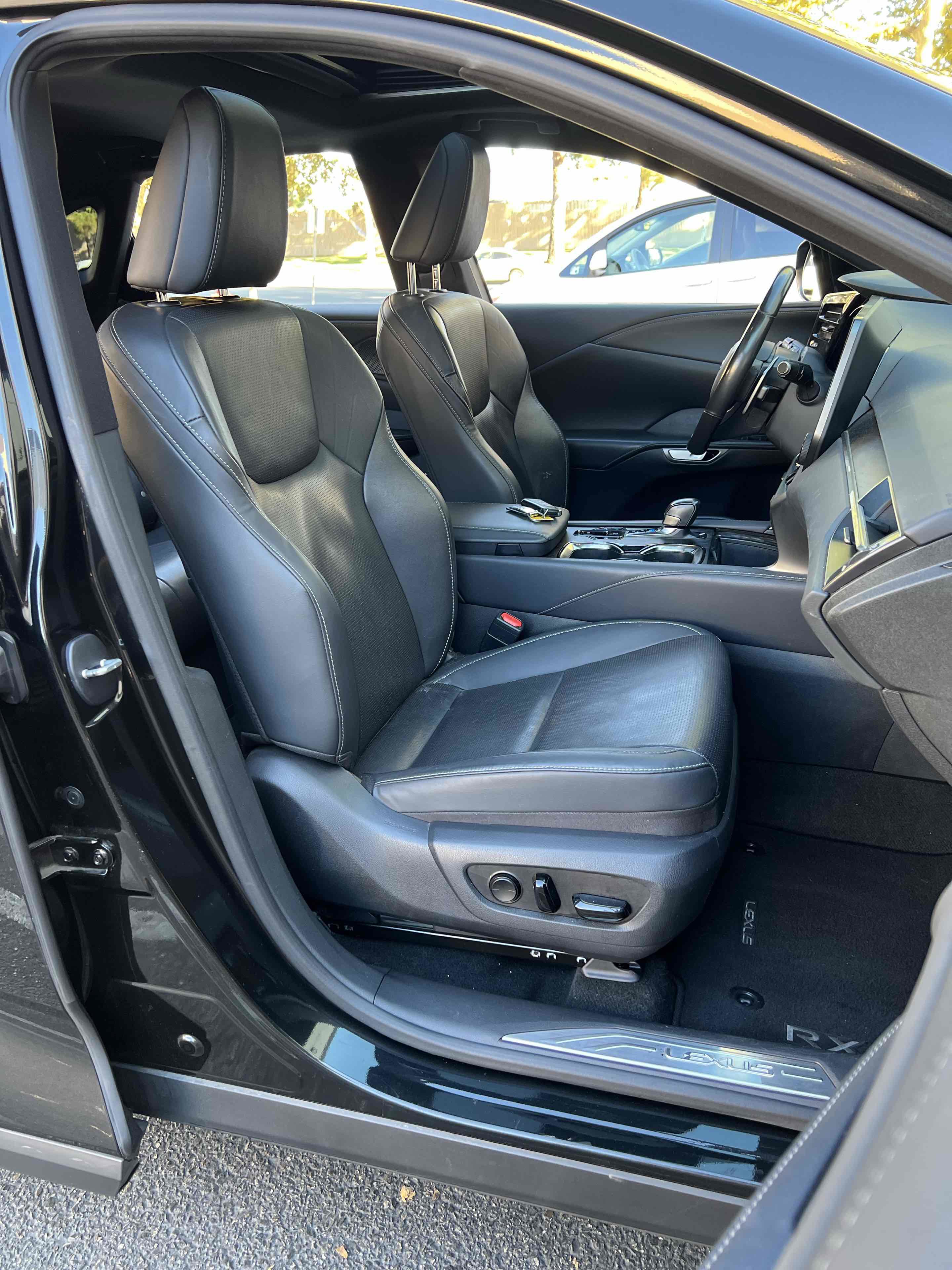 Used 2023 Lexus RX 350 image 27