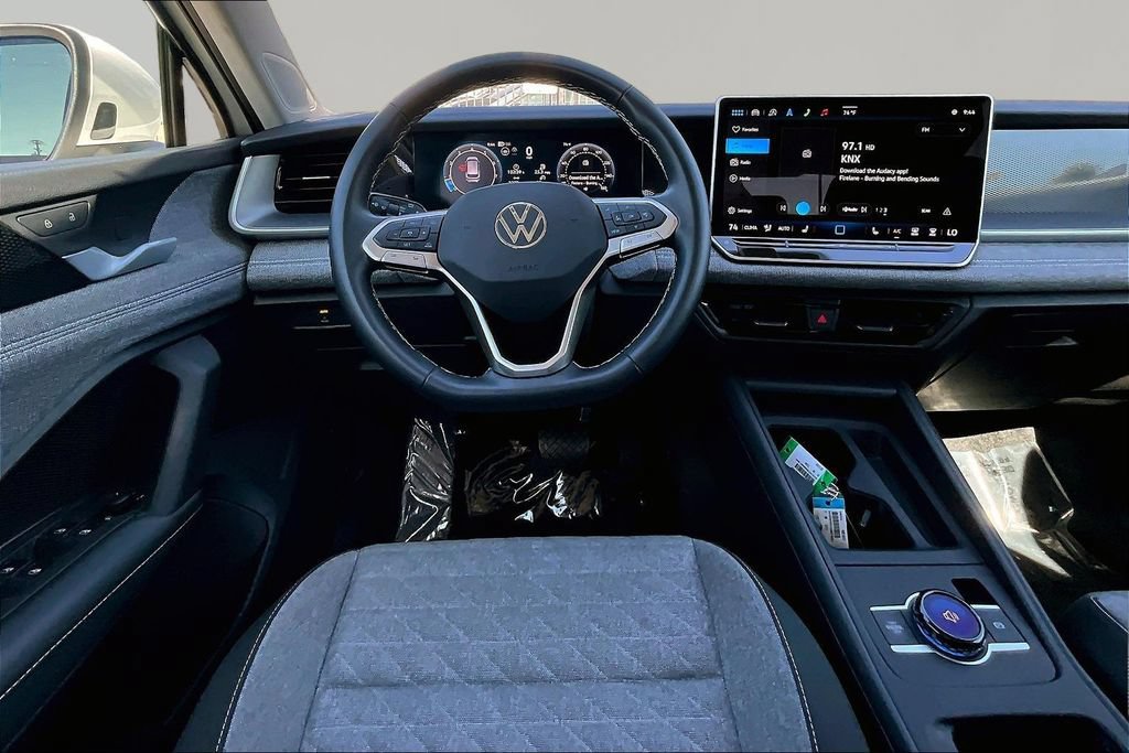 Used 2025 Volkswagen Tiguan S FWD image 8