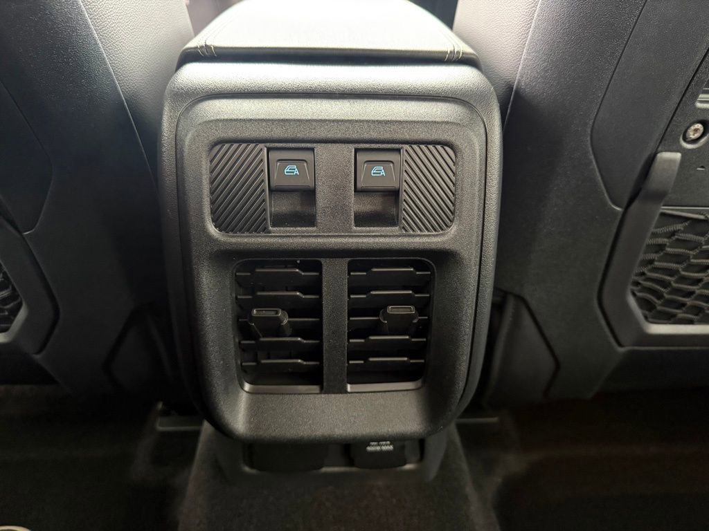 New 2025 Ford Bronco Badlands image 21