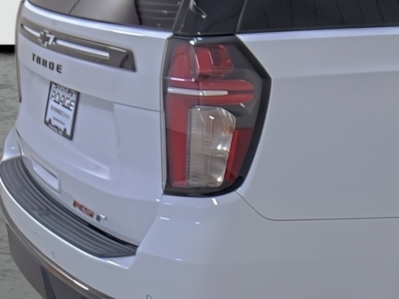 Used 2022 Chevrolet Tahoe RST w/ Luxury Package AWD/4WD image 13