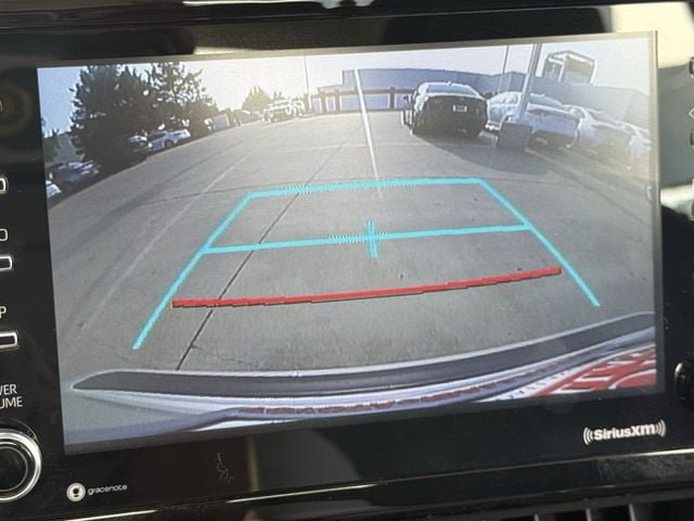 Used 2021 Toyota Corolla LE w/ Carpet Mat Package (TMS) FWD image 18