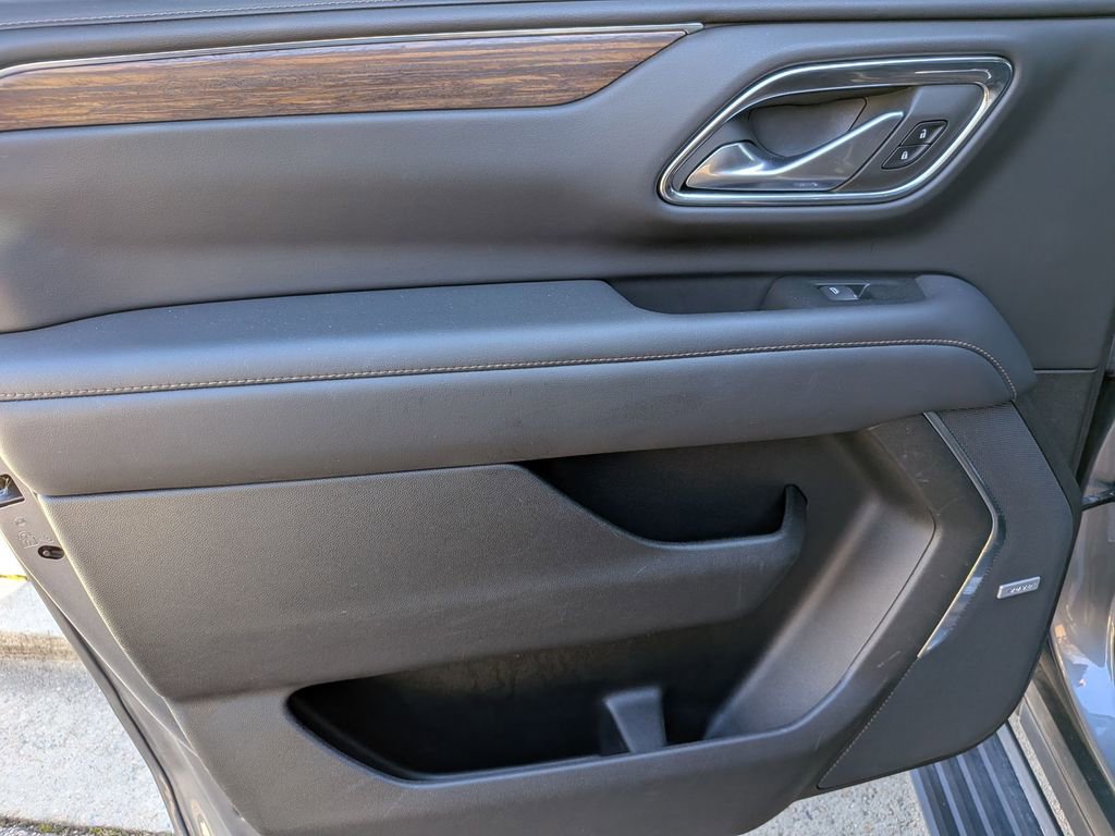 Used 2022 Chevrolet Suburban High Country w/ Premium Package 2 image 27