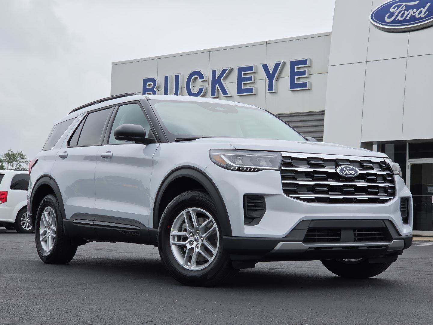 New 2026 Ford Explorer Active AWD/4WD image 2