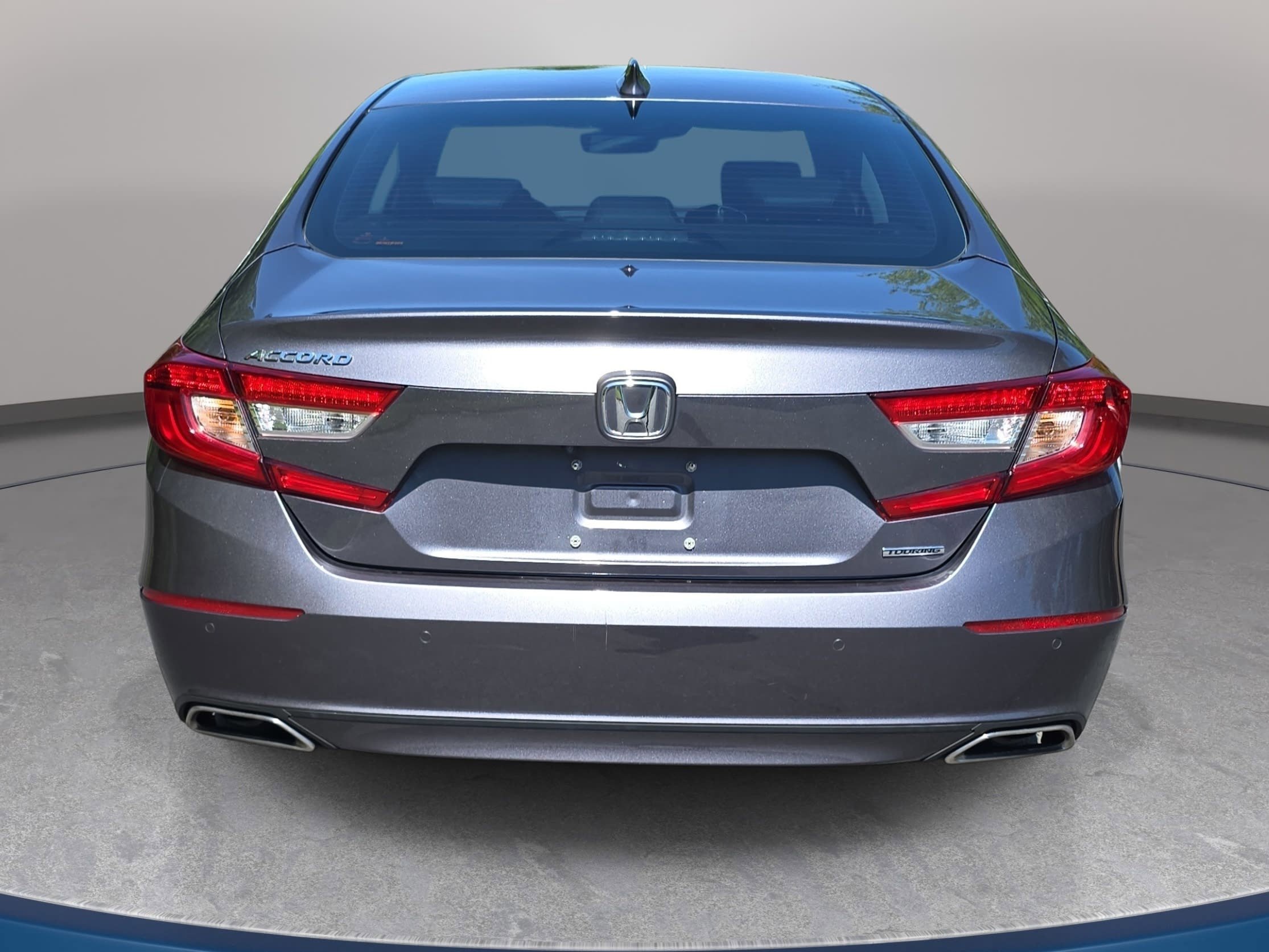 Used 2018 Honda Accord Touring image 6