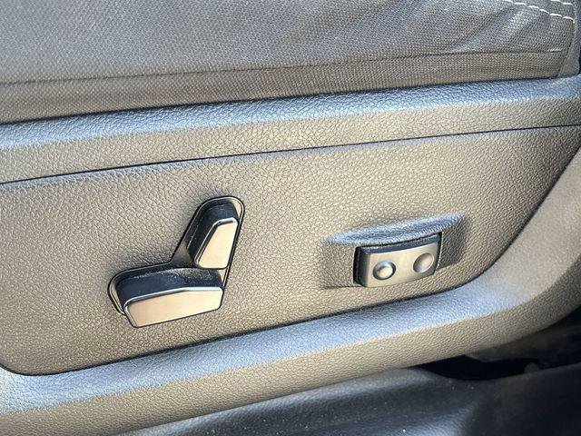 Certified 2024 RAM 2500 Big Horn AWD/4WD image 18