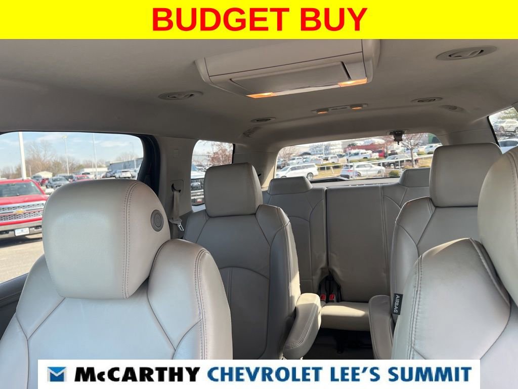 Used 2015 GMC Acadia SLT image 17