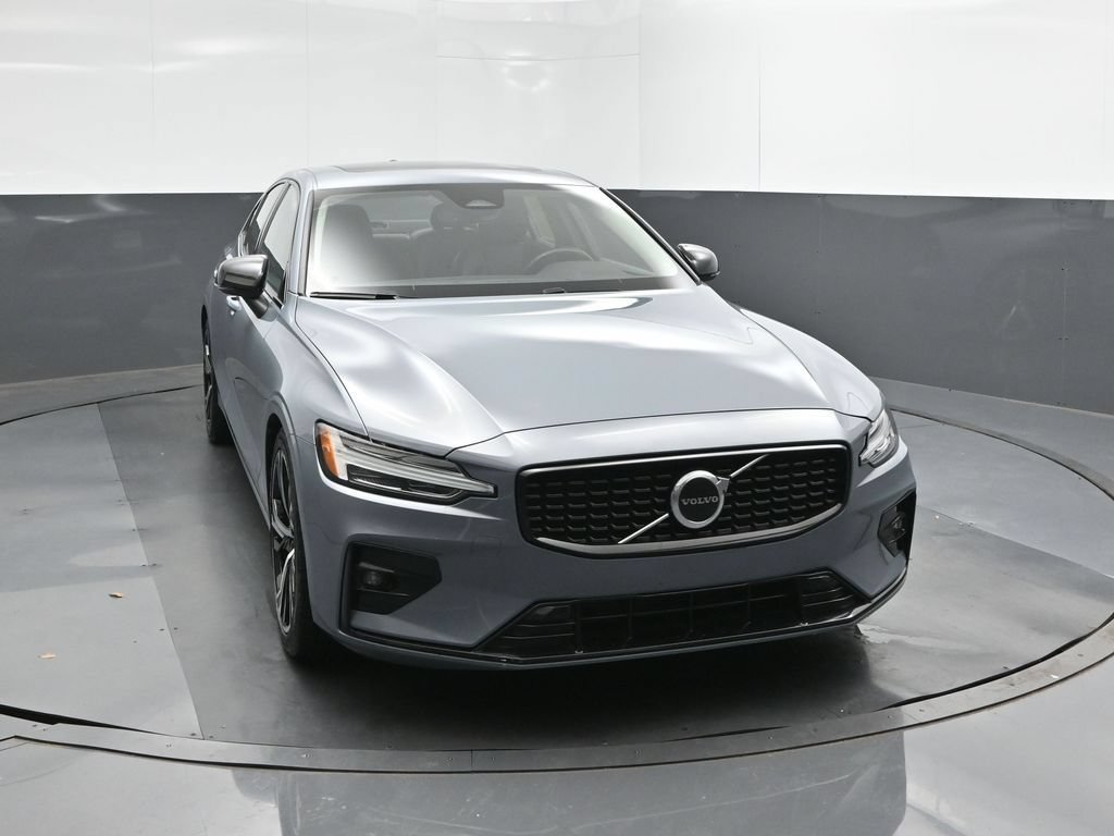 Used 2024 Volvo S60 B5 Core AWD/4WD image 17