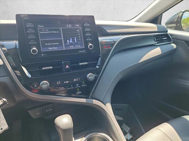 Used 2022 Toyota Camry SE image 18
