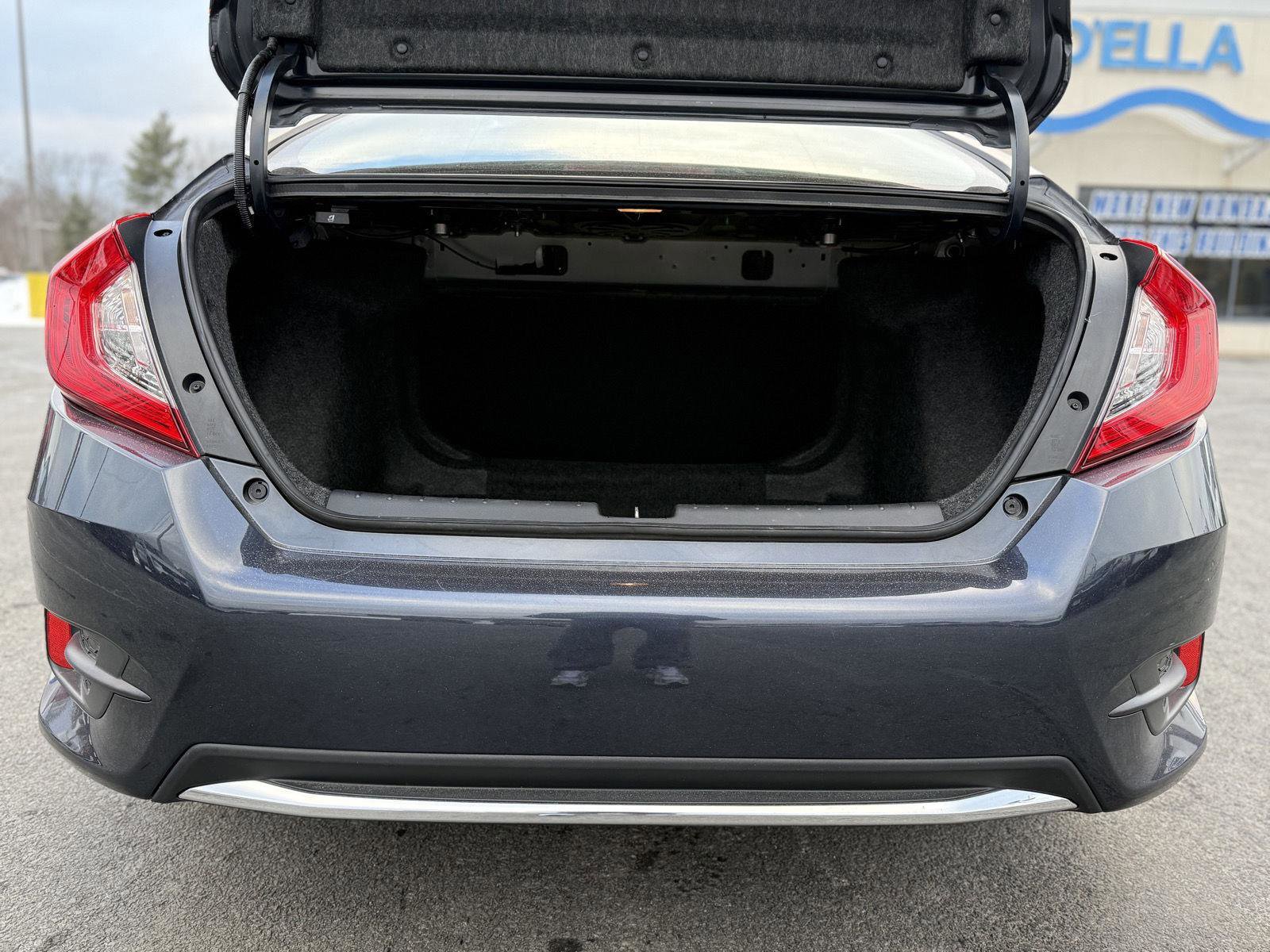 Used 2019 Honda Civic LX image 10