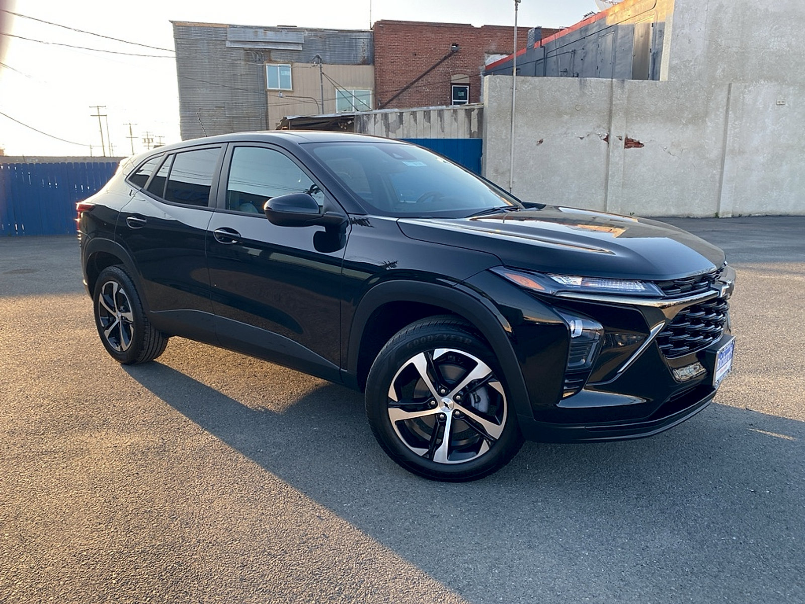 New 2026 Chevrolet Trax RS w/ Sunroof Package FWD image 1