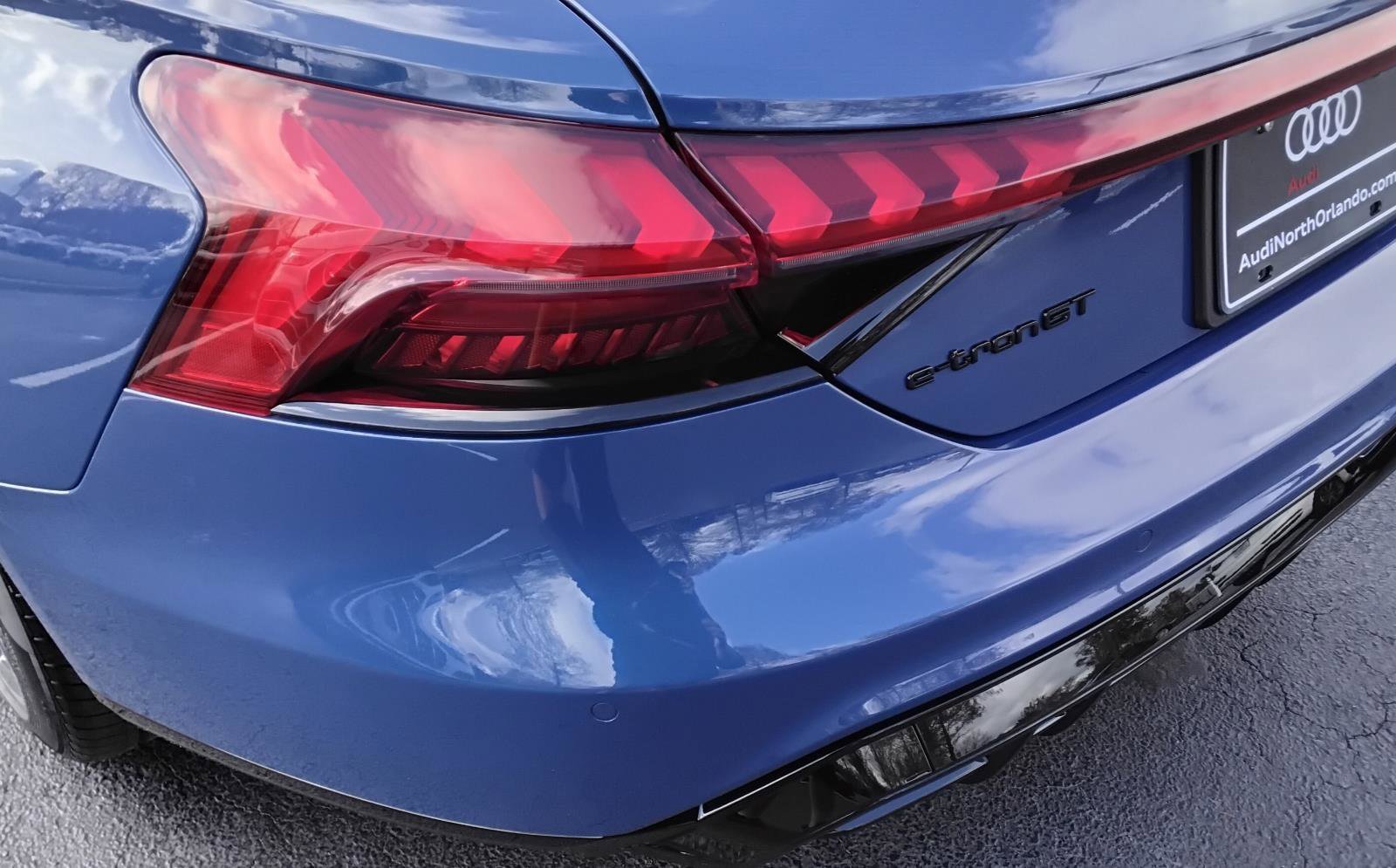 Used 2022 Audi e-tron GT Premium Plus w/ Performance Package image 13