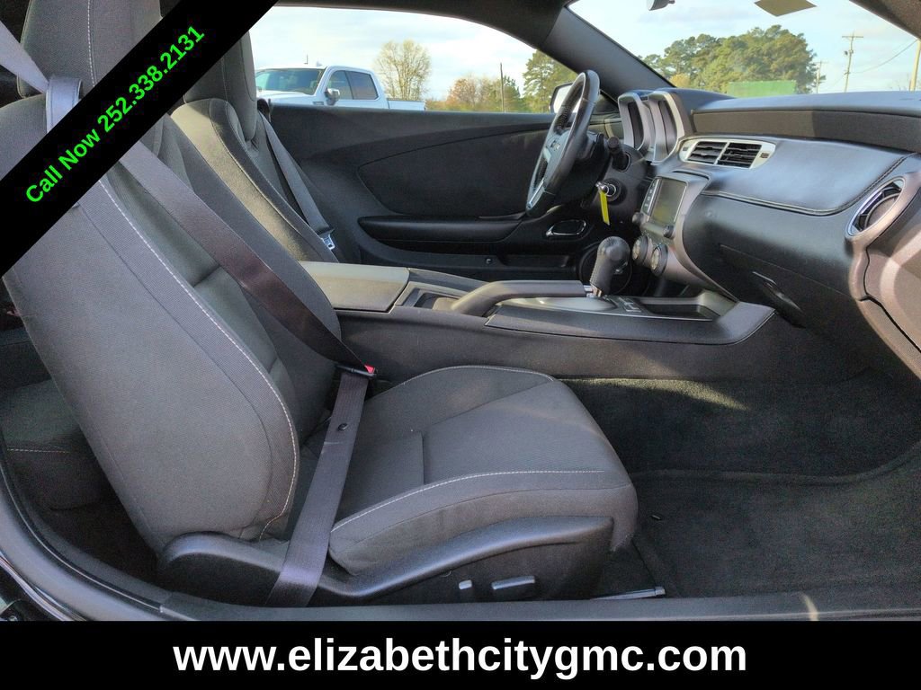 Used 2013 Chevrolet Camaro LT image 19