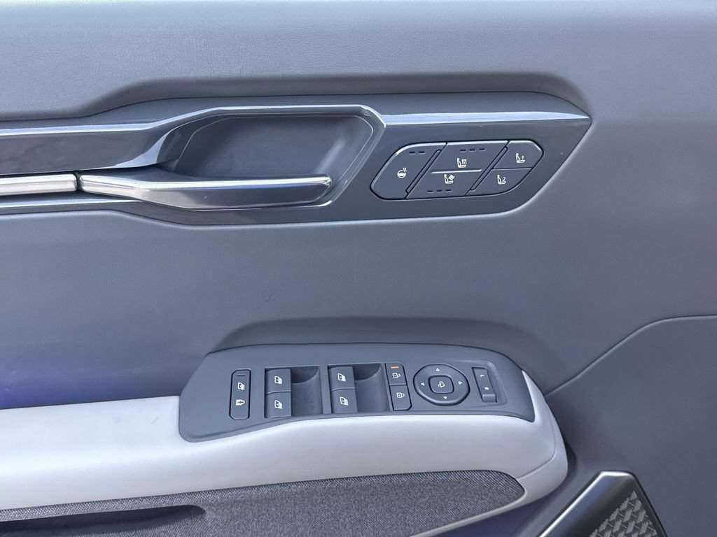 Used 2024 Kia EV9 Land AWD/4WD image 15