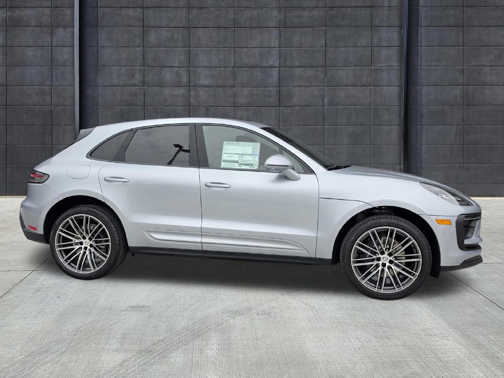 New 2026 Porsche Macan AWD/4WD image 7