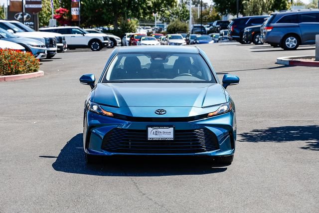 Used 2025 Toyota Camry LE w/ Convenience Package FWD image 7