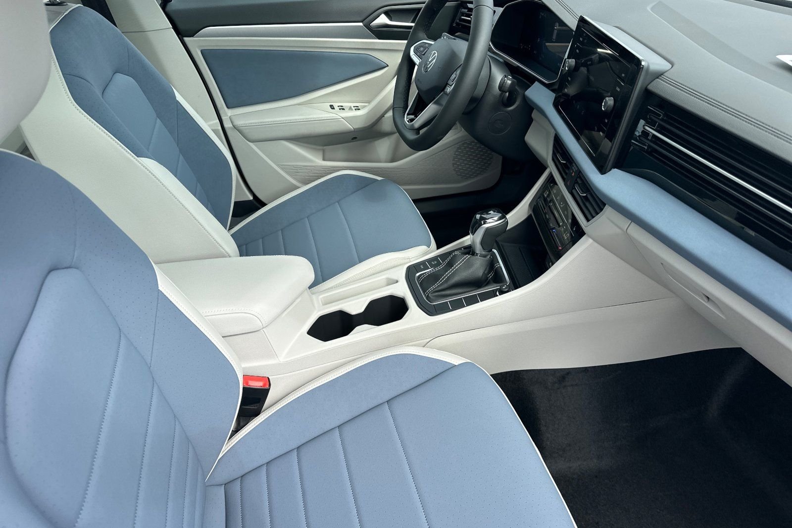 New 2026 Volkswagen Jetta SE FWD image 15