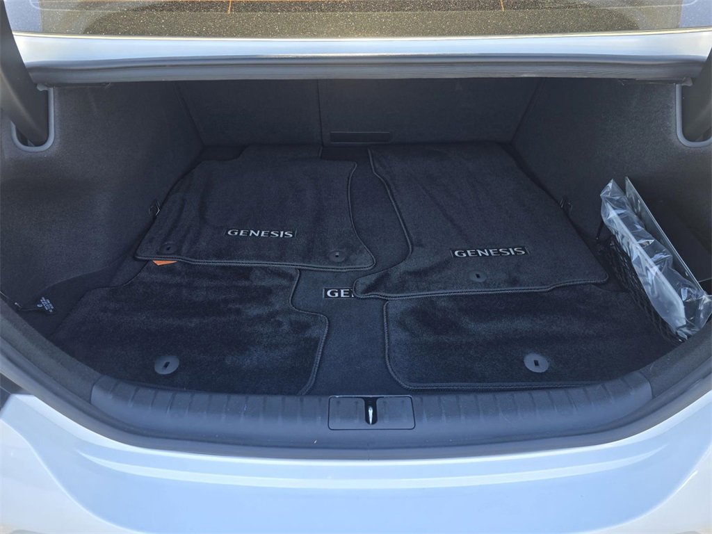 Used 2025 Genesis G70 3.3T Advanced image 24