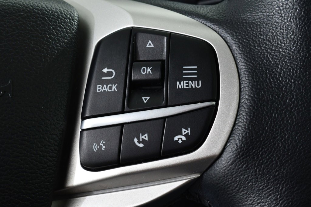 Used 2022 Ford Explorer XLT w/ Equipment Group 202A image 34