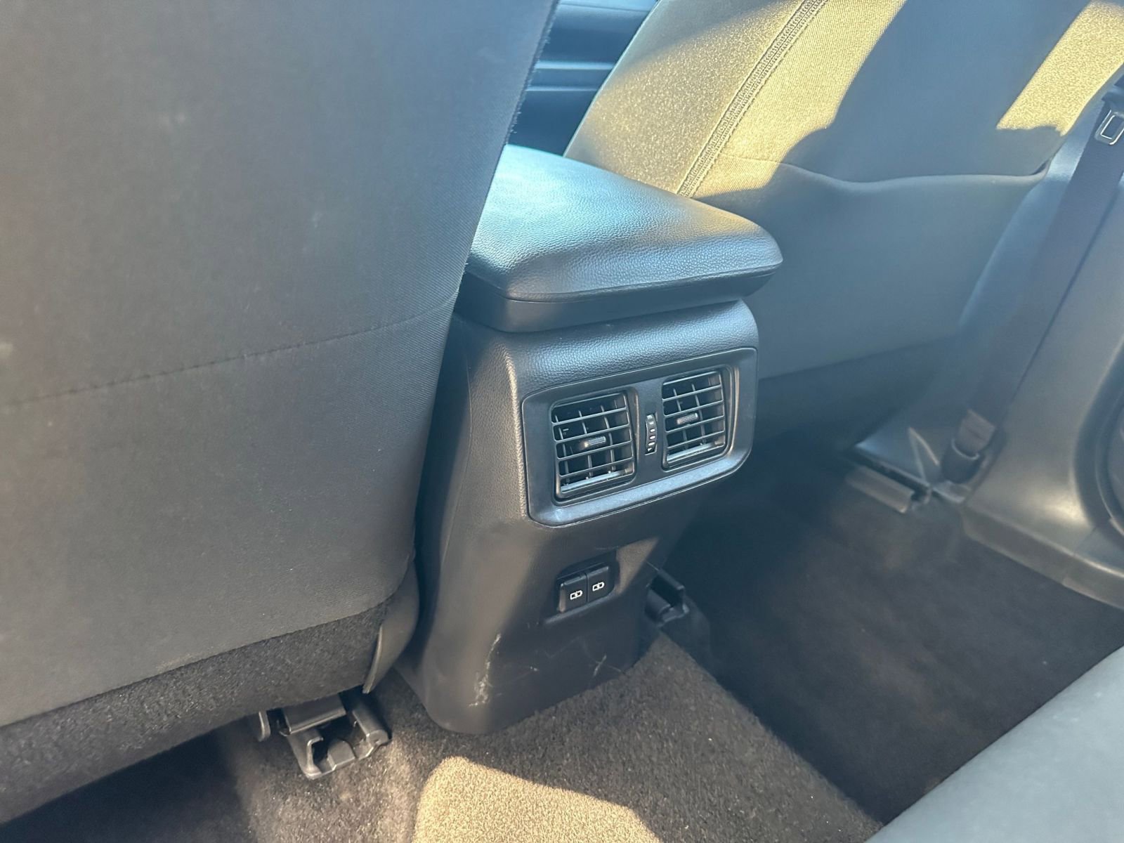 Used 2025 Toyota RAV4 XLE w/ Convenience Package image 24