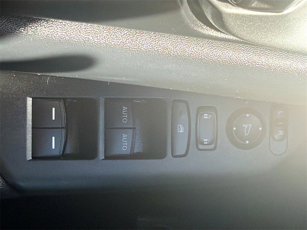 Used 2019 Honda Insight Touring image 19