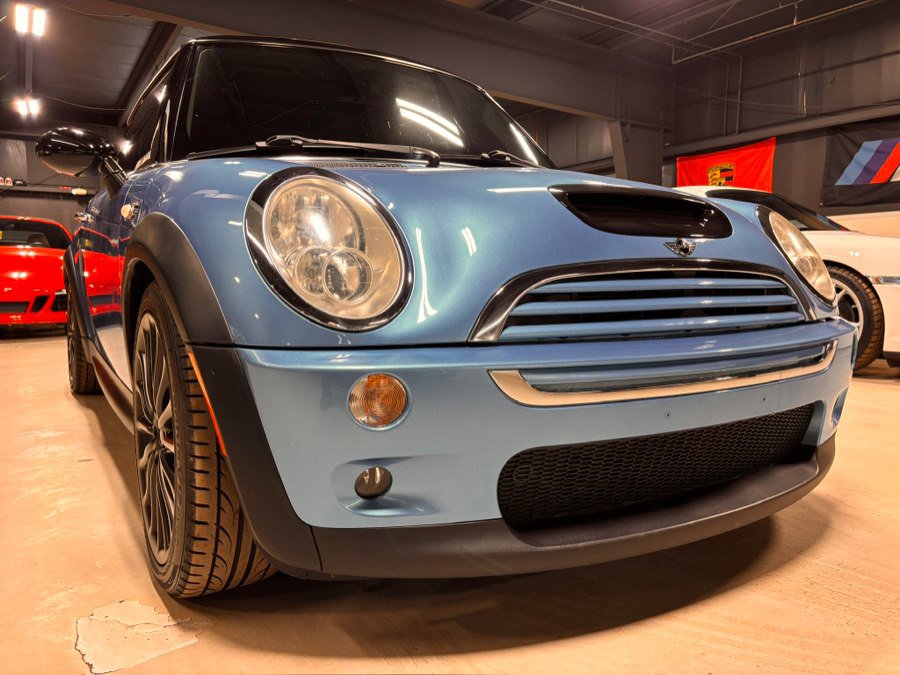 Used 2005 MINI Cooper S image 2