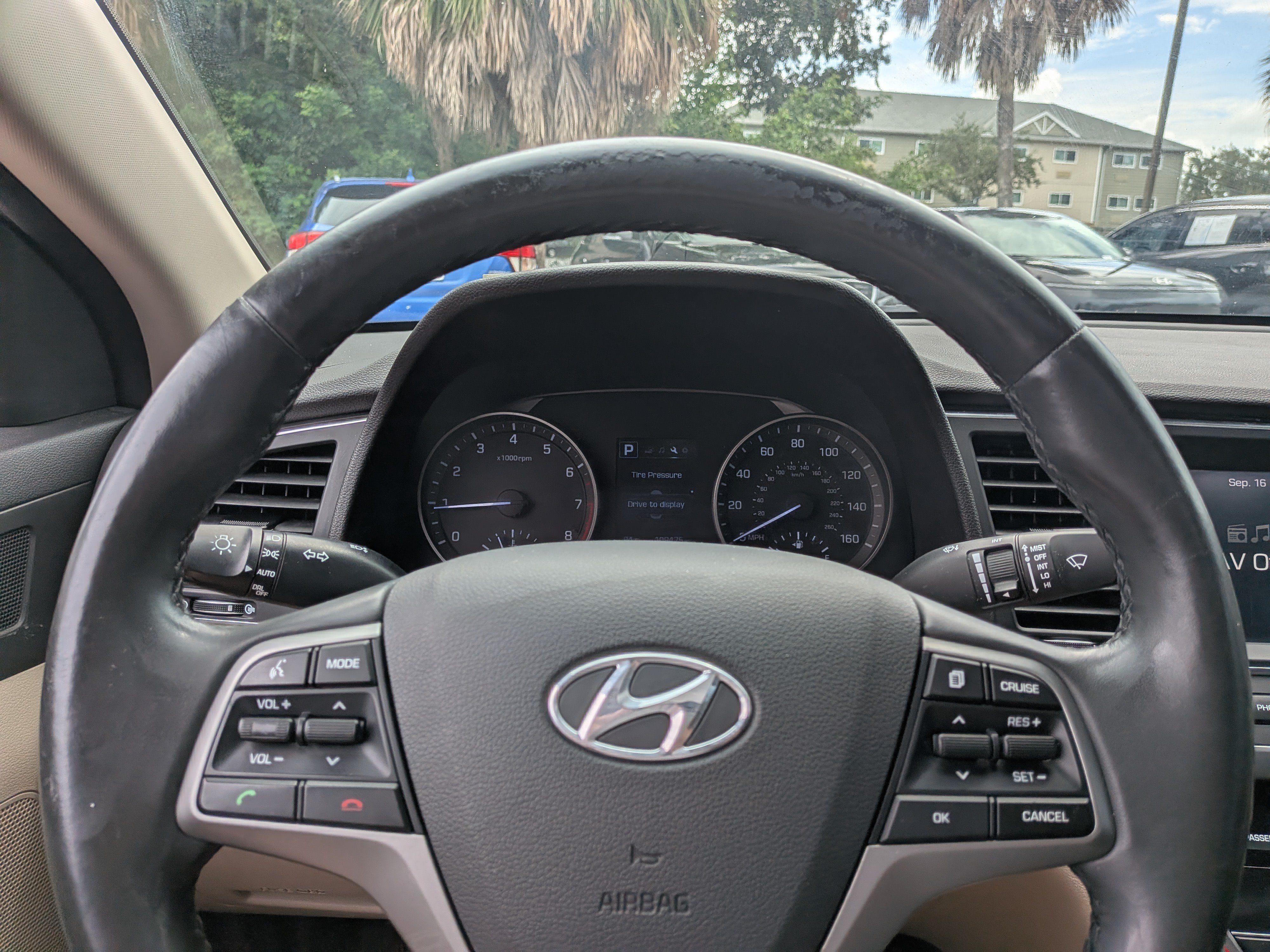 Used 2018 Hyundai Elantra Value Edition FWD image 27