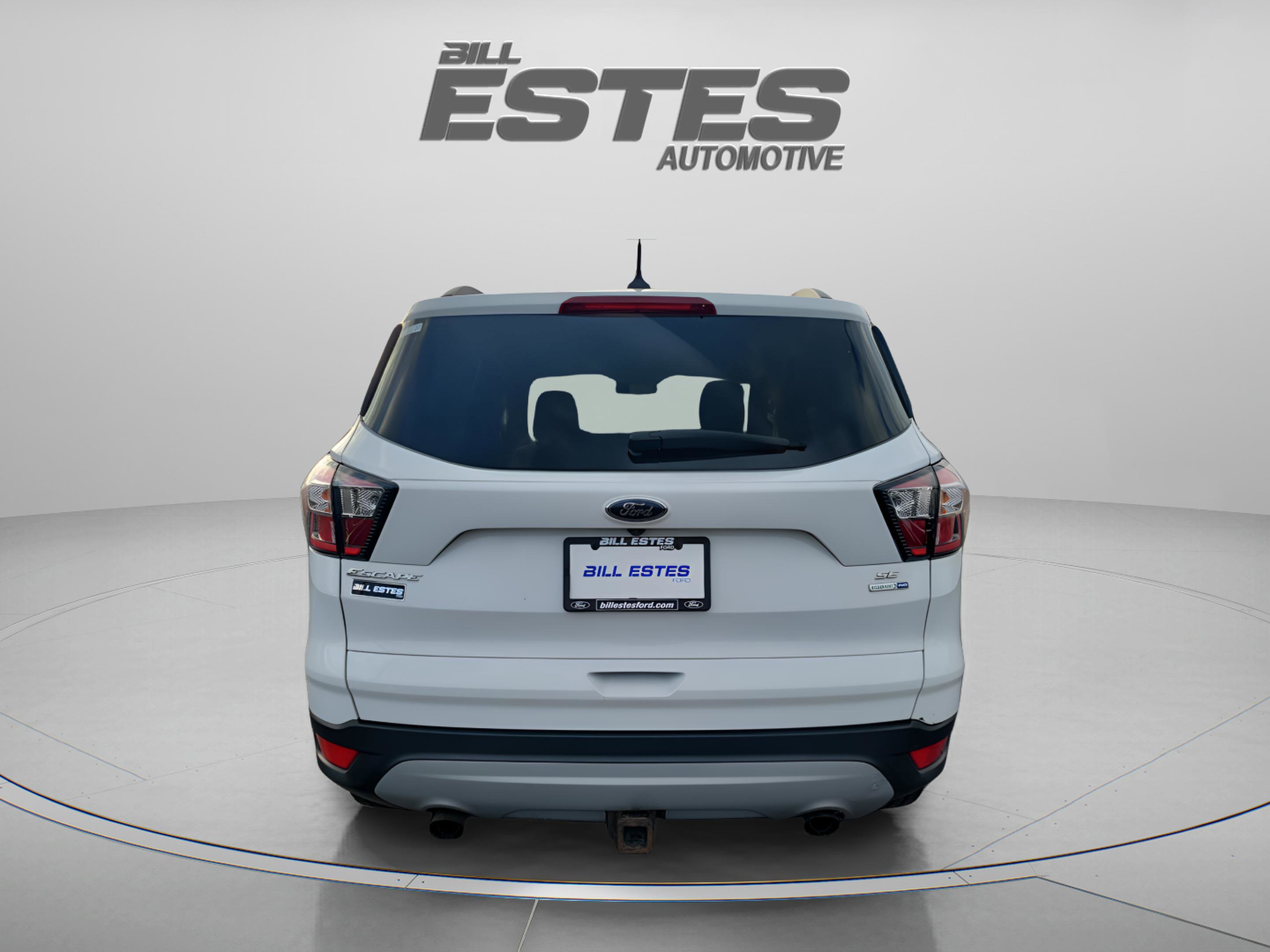 Used 2018 Ford Escape SE w/ SE Sync 3 Package image 3