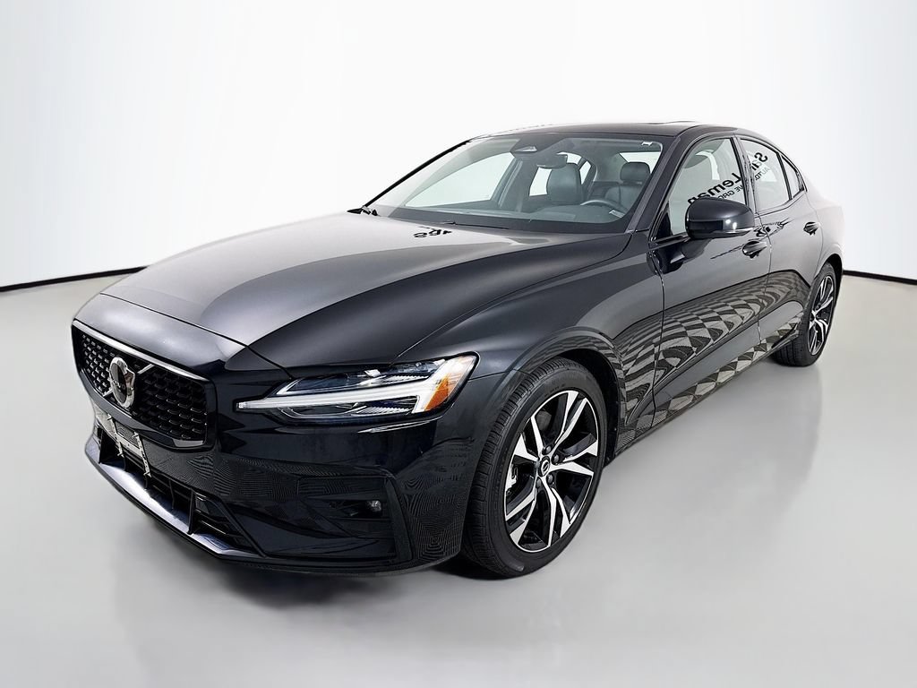 Used 2024 Volvo S60 B5 Core FWD image 3