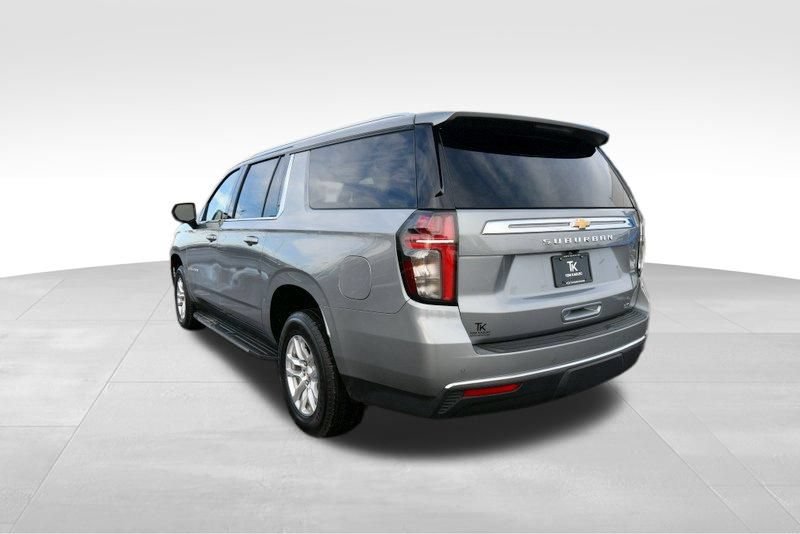 Used 2024 Chevrolet Suburban LT AWD/4WD image 5
