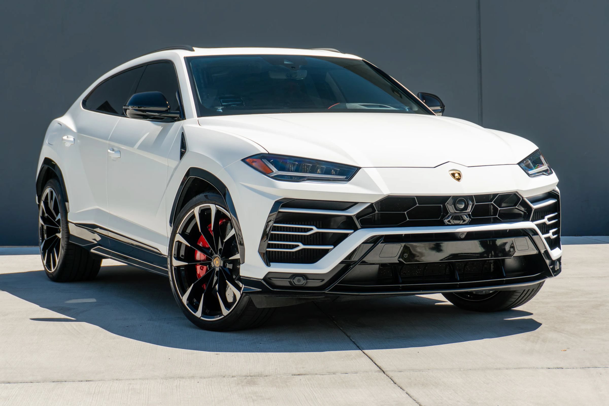Used 2021 Lamborghini Urus AWD/4WD image 5
