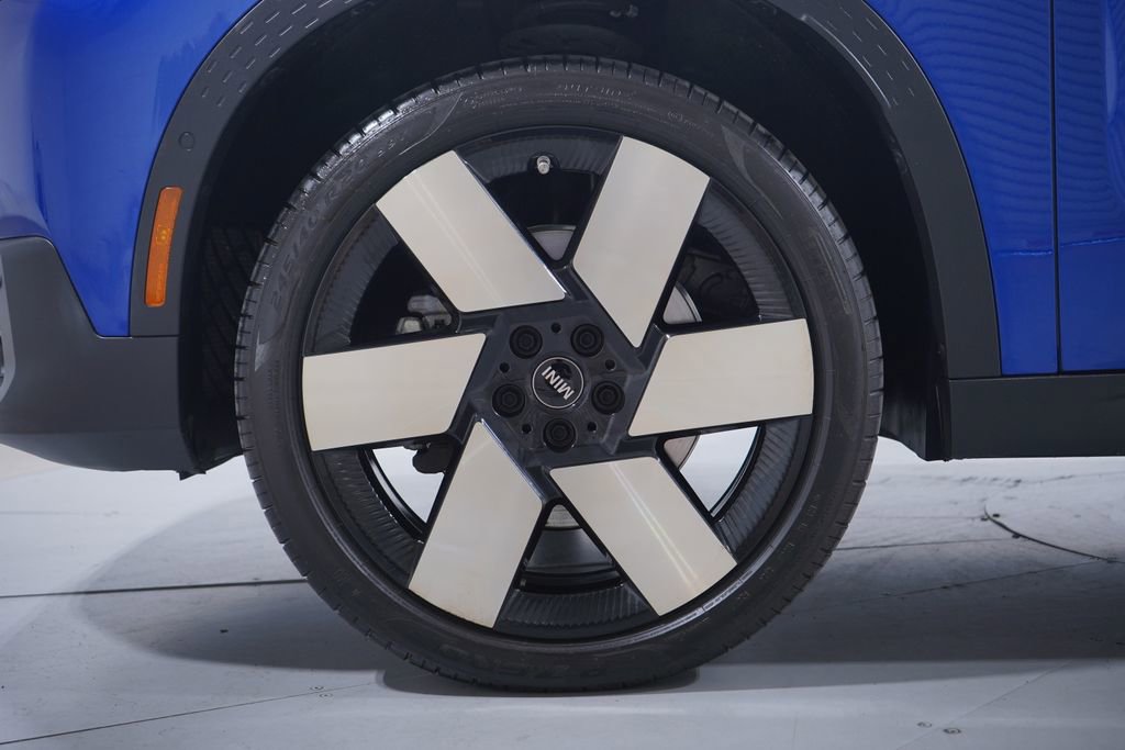 Used 2025 MINI Cooper Countryman S image 2