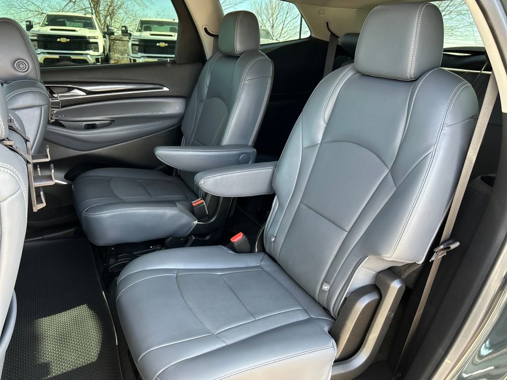 Used 2020 Buick Enclave Essence image 20