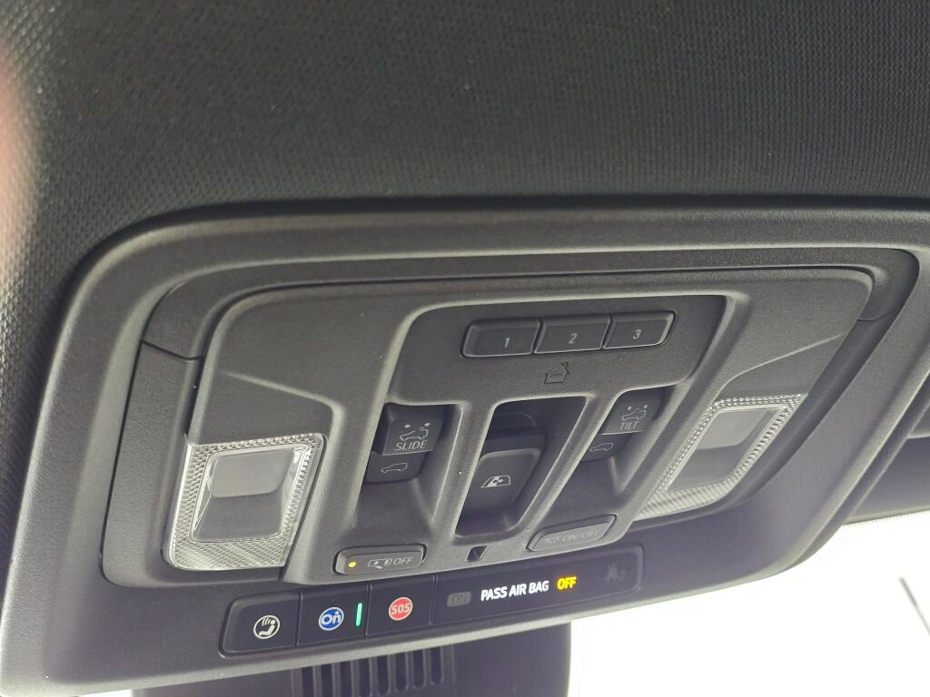 Used 2024 GMC Sierra 2500 AT4 w/ AT4 Premium Plus Package image 40