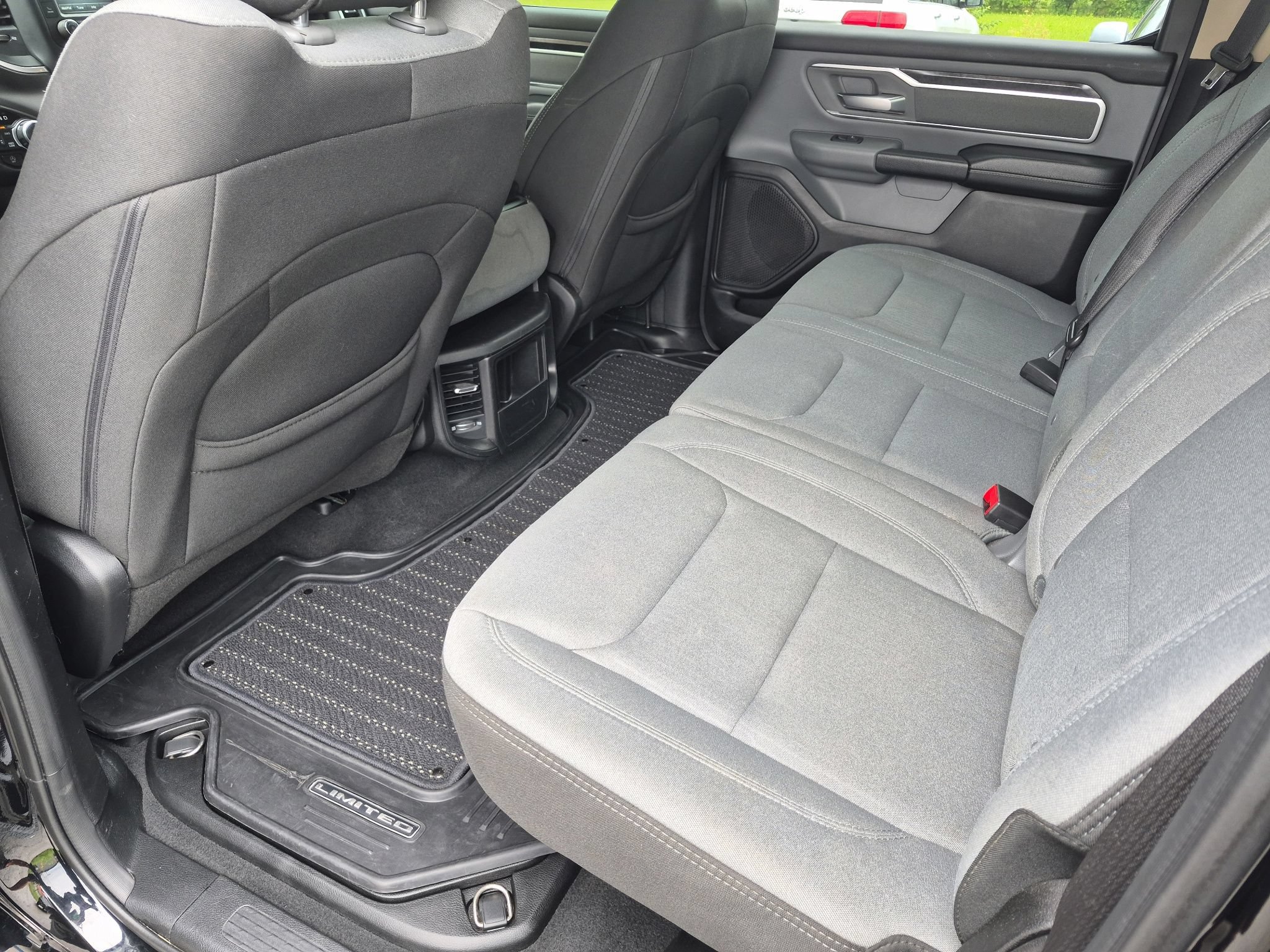Used 2019 RAM 1500 Big Horn AWD/4WD image 23