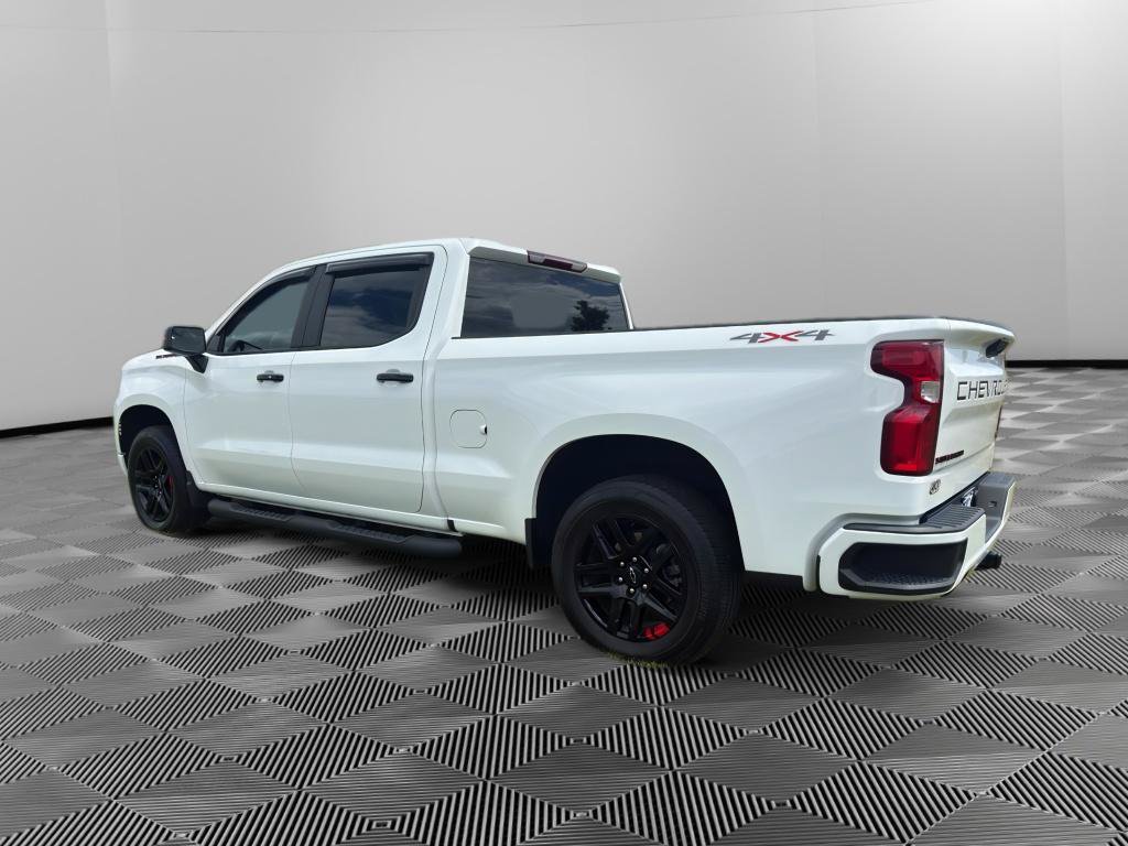 Used 2025 Chevrolet Silverado 1500 RST w/ Redline Edition AWD/4WD image 4
