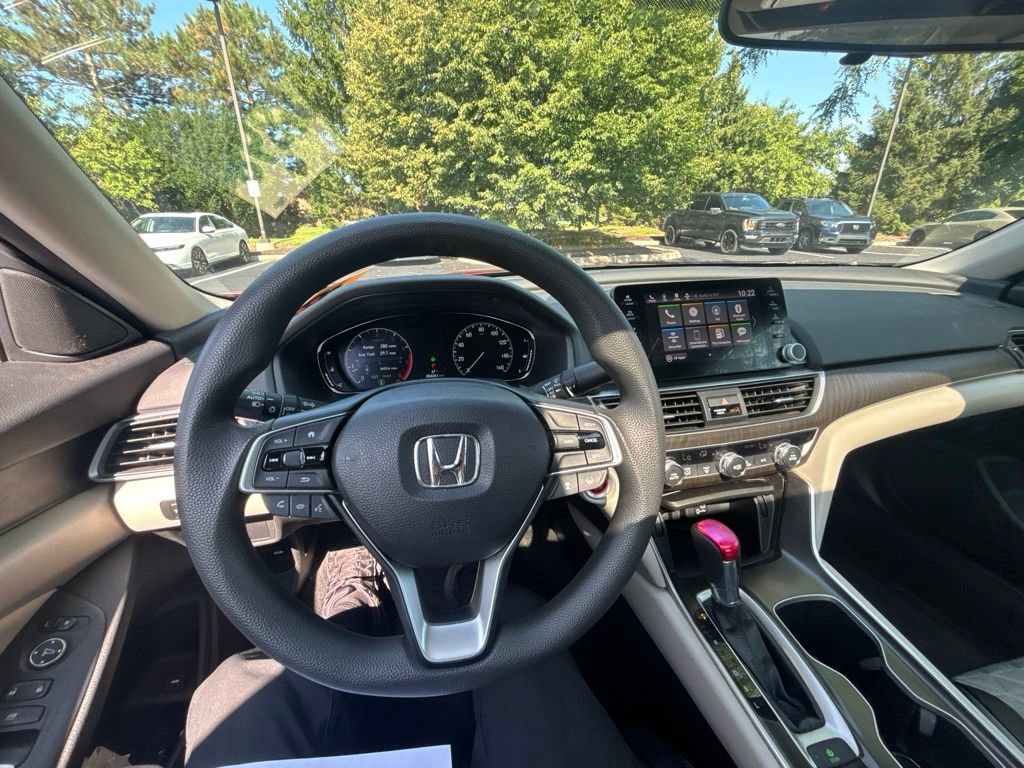 Used 2018 Honda Accord EX image 11